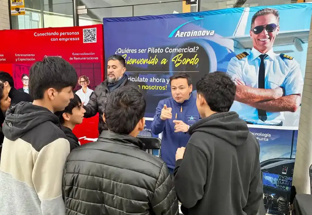 expo capacitacion colina 2026 3 - Aeroinnova escuela de pilotos